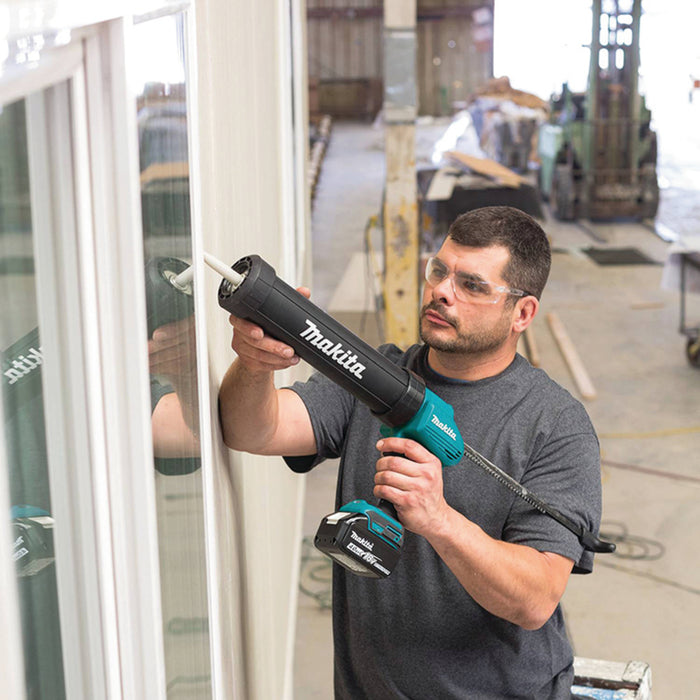 MAKITA DCG180ZX Akumulatorowe wyciskacz do kleju i silikonu LXT®