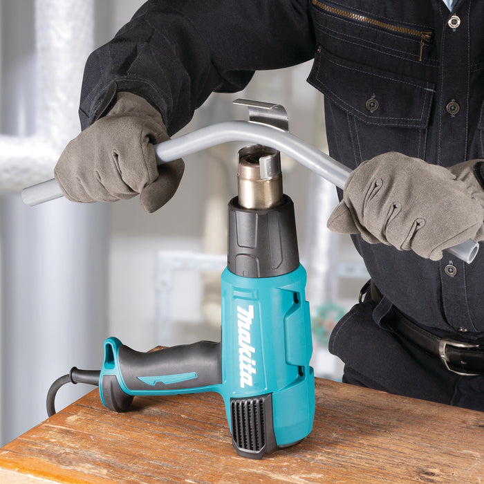 MAKITA HG6531CK Opalarka 2 000 W, 200 – 550 l/min, 50 – 650 °C