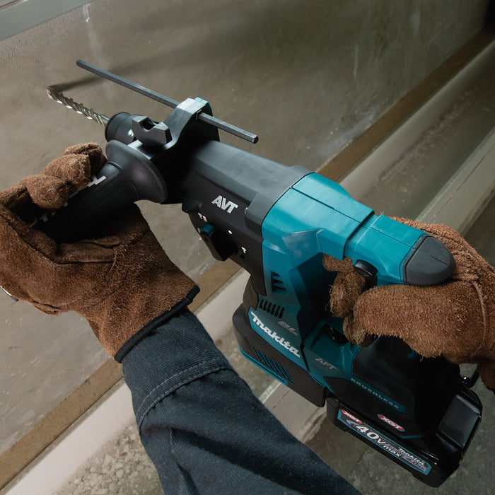 MAKITA HR002GM204 Akumulatorowa młotowiertarka XGT®, 40V max, SDS-PLUS, 28 mm, 2,9 J AWS
