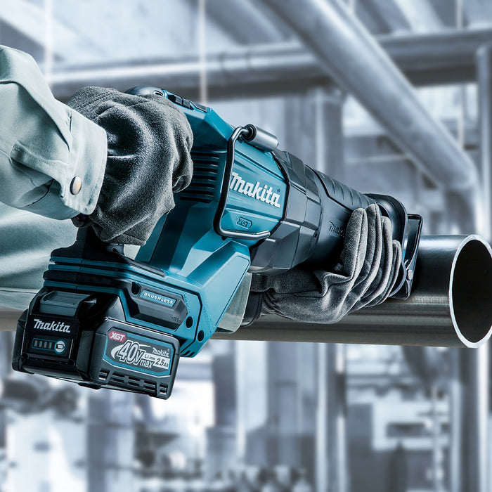 MAKITA JR001GM201 Akumulatorowa piła posuwowa XGT®, 40V max, 0 – 3 000 obr./min, 32 mm