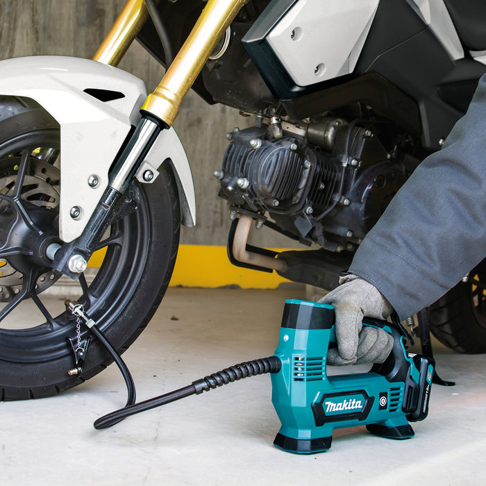 MAKITA MP100DZ Minikompresor CXT®
