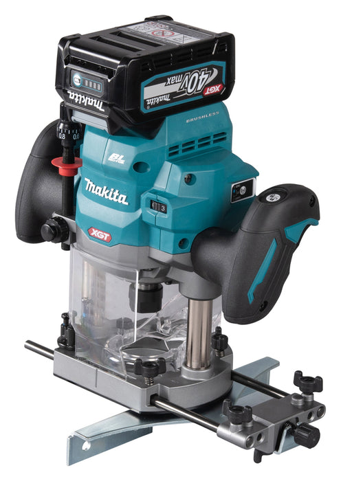 MAKITA RP001GM201 Akumulatorowe frezarka górnowrzecionowa XGT®