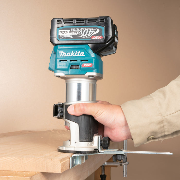 MAKITA RT001GZ17 Akumulatorowe frezarko-wycinarka XGT®
