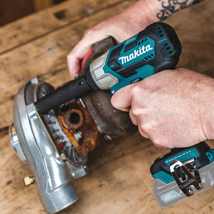 MAKITA TW161DSAE Akumulatorowy klucz udarowy CXT®