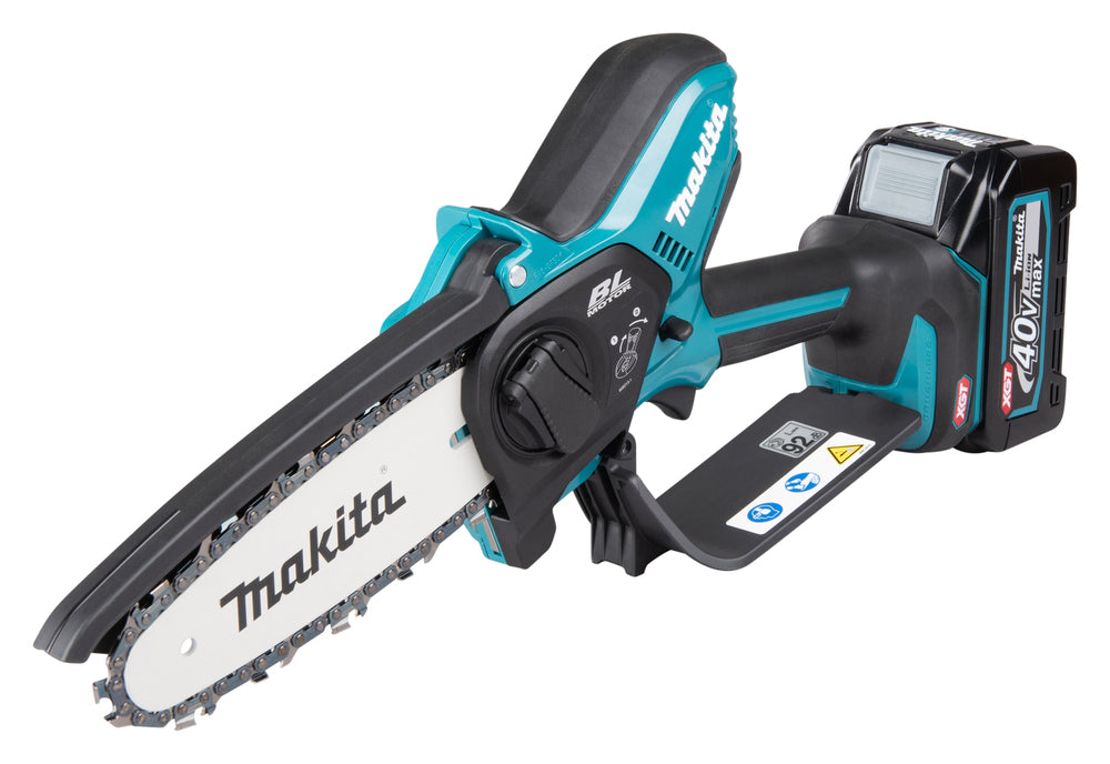 MAKITA UC029GZ Akumulatorowa pilarka łańcuchowa gałęziowa XGT®